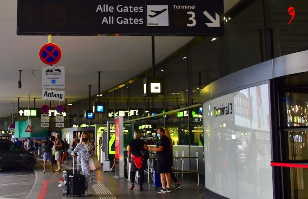 AGES | “Avusturya’daki Yeni Enfeksiyonların Yüzde 40’ından Tatilden Dönenle Sorumlu”