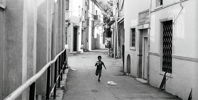 Analog Fotoğraf Makinesiyle İzmir Sokakları