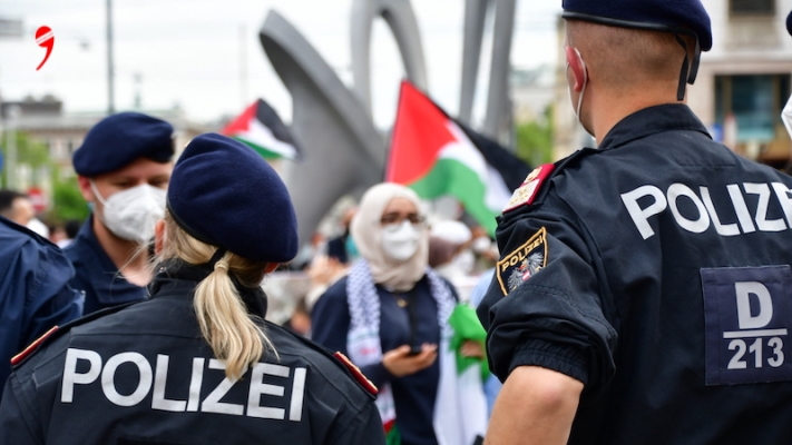 Avrupa Birliği Temel Haklar Ajansı’na Göre, Avusturya Polisi Irkçı