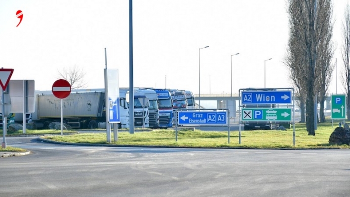 Avusturya Otoyollarından 7.731 Ton Çöp Toplandı