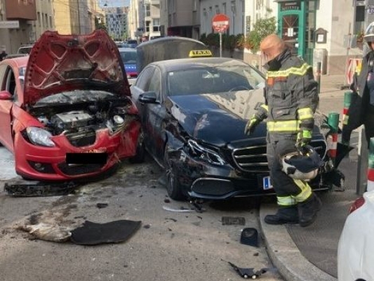 Viyana | Hız Sınırı 30 Km Olan Yolda, Ciddi Trafik Kazası