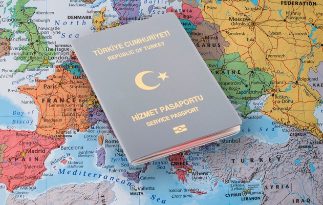 Almanya’da Türkiye’nin Gri Pasaportlarıyla Bağlantılı Üç Soruşturma