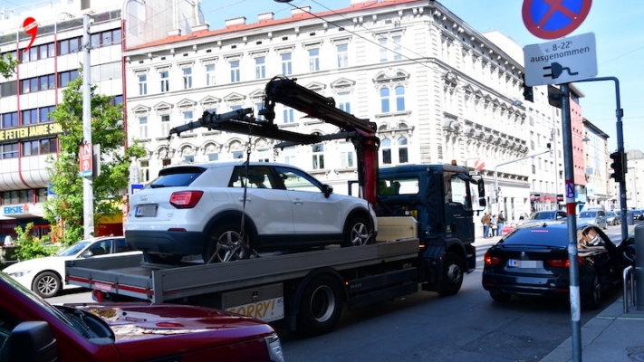 Avusturya’da Araçlara Park Tuzağı | 400 Euro Cezası Var