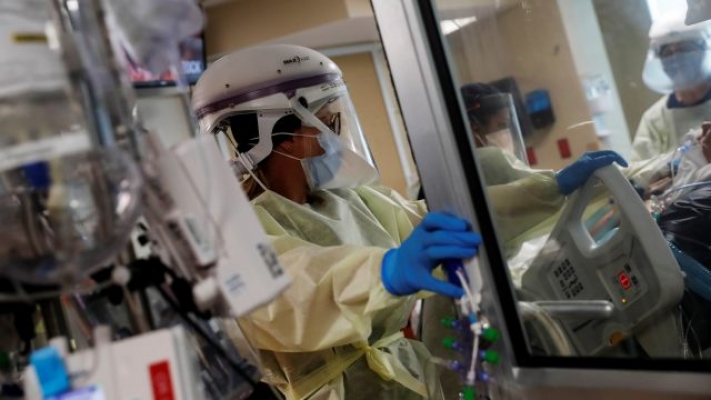 Koronavirüs Salgını 4,9 Milyon İnsanın Ölümüne Neden Oldu