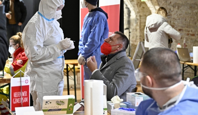 Viyana, PCR Testlerini Dalga Kıran Olarak Kullanmak İstiyor
