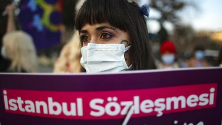 “AB, Tüm Birlik Ülkelerinin Onaylamasını Beklemeden İstanbul Sözleşmesi’ni Onaylayabilir”