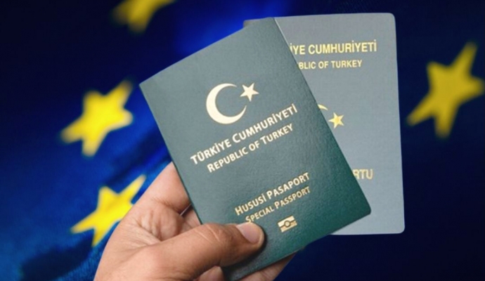 Almanya | Türkiye’den Gri Pasaportla İnsan Kaçakçılığı Davası Başlıyor