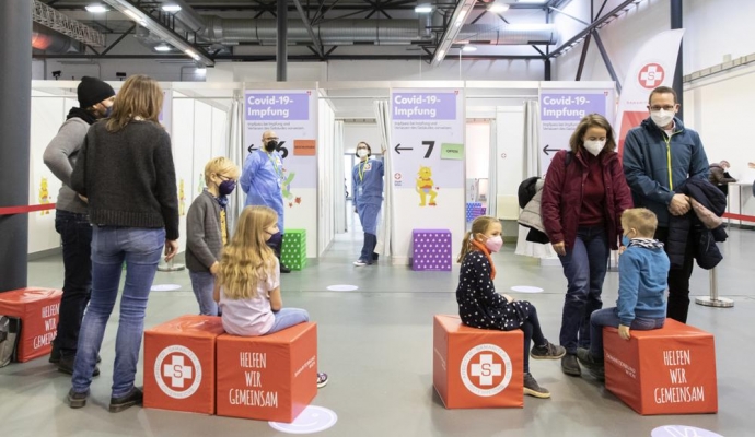 Austria locks down the unvaccinated amid a surge of COVID-19