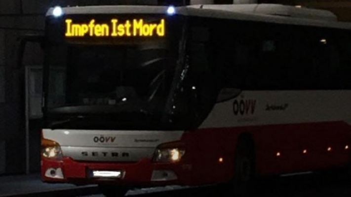 Belediye Otobüsüne “Aşı cinayettir” yazan şoför işten çıkartıldı