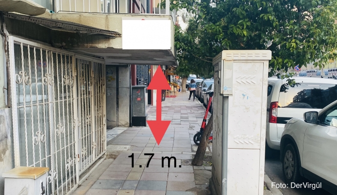 Boyu 1.70 cm’nin üzerinde olanların yürüyemediği kaldırım