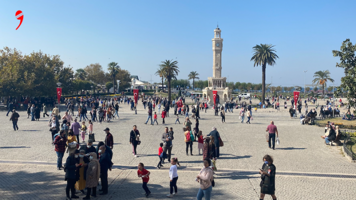 Türkiye’de son 24 saatte 23 bin 852 kişinin Kovid-19 testi pozitif çıktı, 215 kişi yaşamını yitirdi