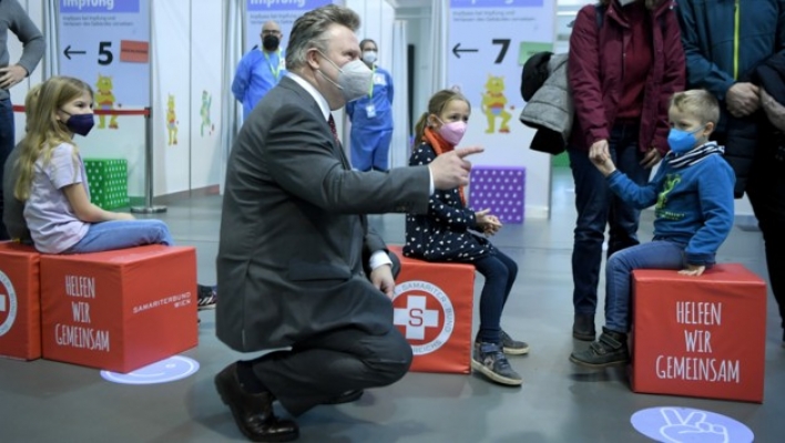 Viyana’da 5 ila 11 yaş arasındaki çocuklara Korona aşısı yapılmaya başlanıldı