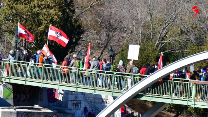Viyana’da Korona Önlemlerine Karşı Gösteriye 10 Bin Kişi Bekleniyor