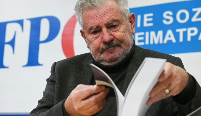 Aşı karşıtlarından çatlak sesler | “Direnmenin anlamı yok”