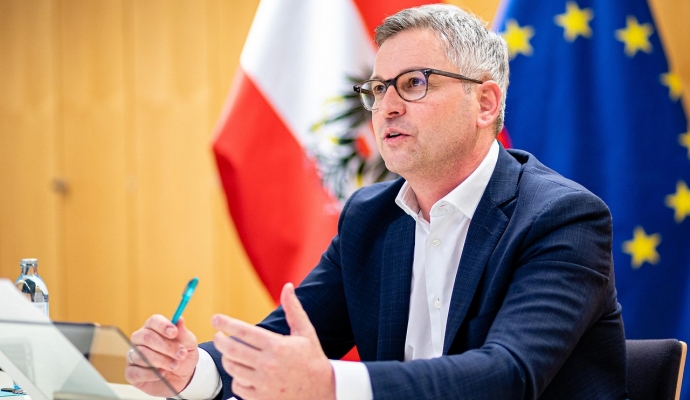 Avusturya’da ücretli test dönemi başlıyor