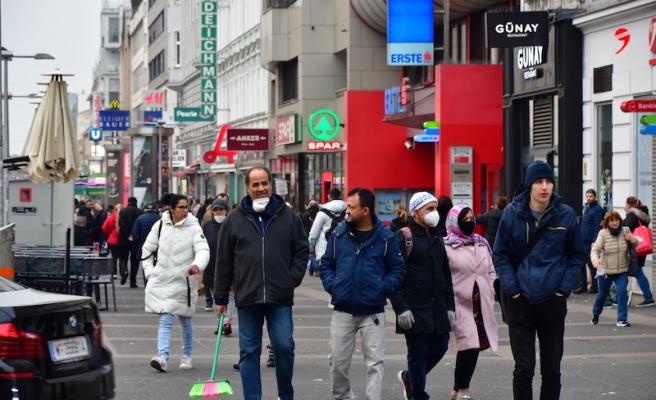 Avusturya’da yeni korona enfeksiyonları azalmaya devam ediyor