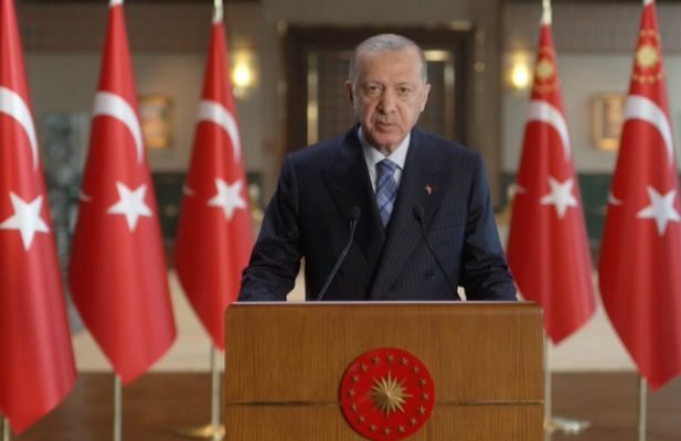 Erdoğan: Kadınlar haklarını özgürce kullanmaya AK Parti ile başladı