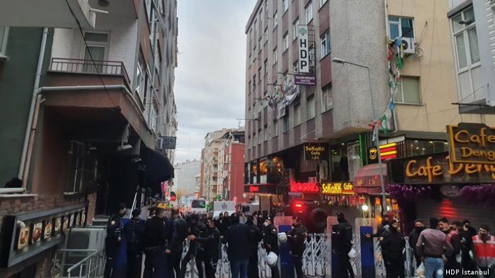 İstanbul’da HDP binasına saldırı