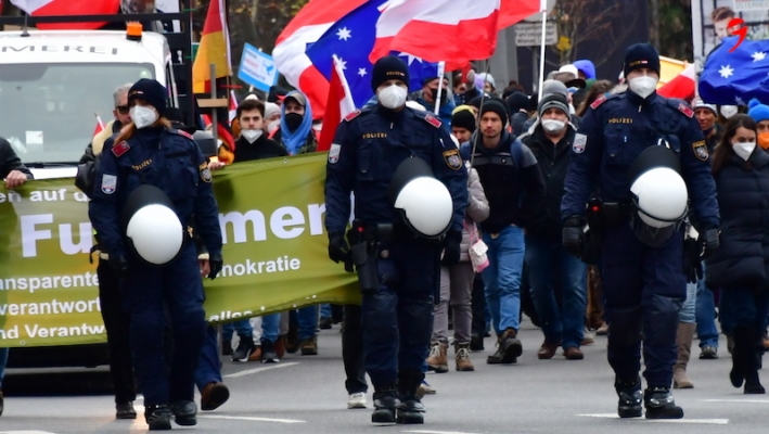 Polis Sendikası | “Aşı karşıtı gösterilerde polis memurlarına korona virüsü bulaşıyor”
