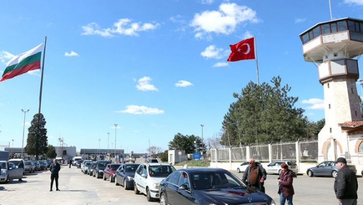 Bulgaristan, Avusturya ve Türkiye dahil 10 ülkeyi kırmızı listeye aldı