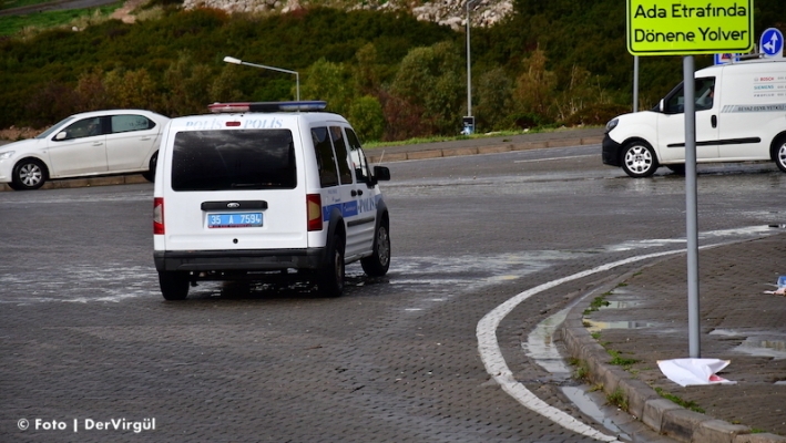 İzmir’de operasyon yapılan ‘gizli oluşum’dan iki savcı ve AK Partili yöneticiler çıktı