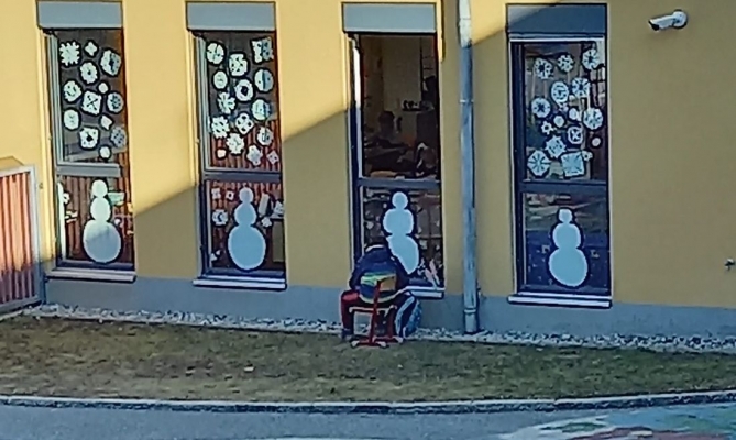Steirischer Schüler schrieb Test im Freien: Wirbel auf Social Media