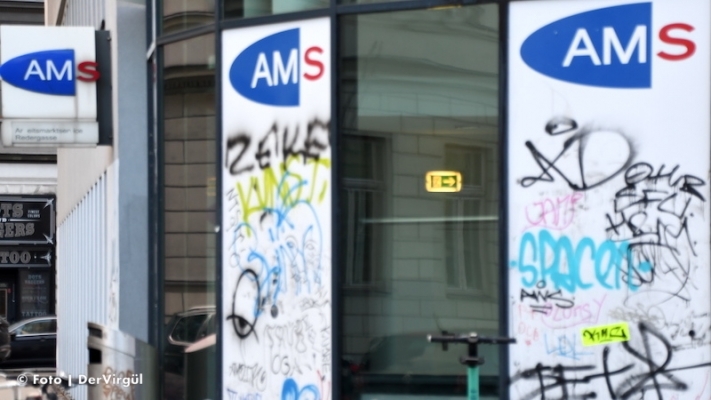 İşçi Bulma Kurumu [AMS], sekiz aylık hamile kadını işe gönderdi