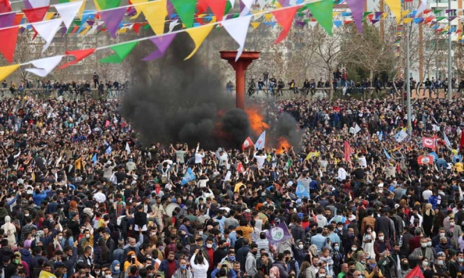 Nevruz kutlamalarında 298 kişi gözaltına alındı