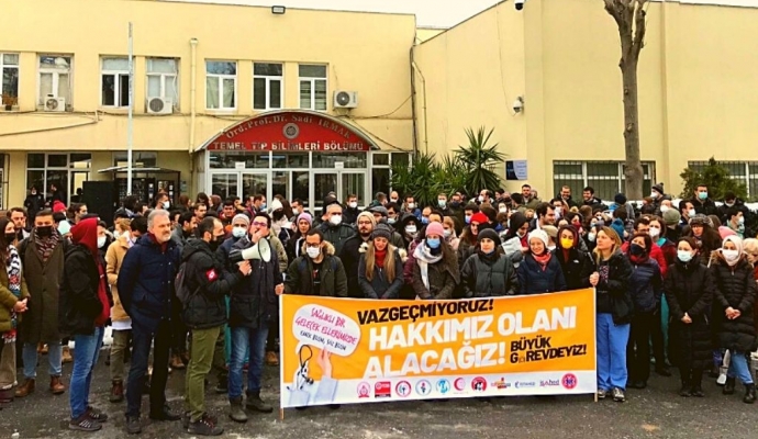 Sağlık alanında duyurulan düzenlemeler grevleri durdurmadı