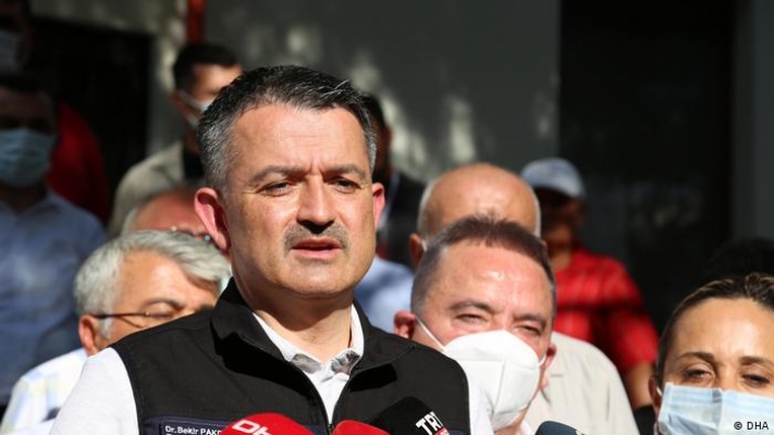 Tarım ve Orman Bakanı Bekir Pakdemirli istifa etti