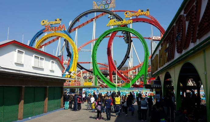 Viyana lunaparkında feci ölüm!