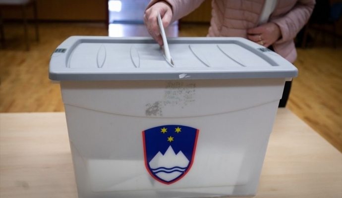 Slovenya’da popülist başbakan seçimleri kaybetti