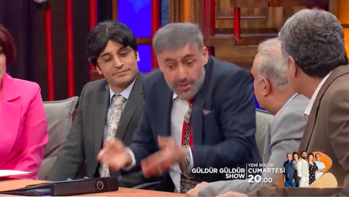Bakan Nebati, Güldür Güldür skecini paylaştı | Keyifle izledim ama gözlerimdeki ışıltıyı göremedim