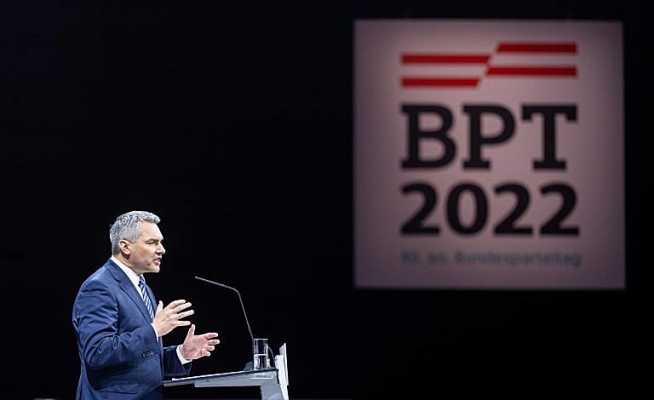 Başbakan Nehammer oybirliğiyle ÖVP parti lideri seçildi