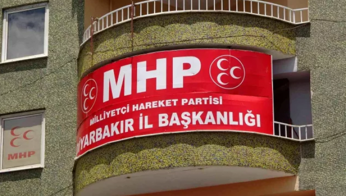 Diyarbakır’da MHP’ye operasyon