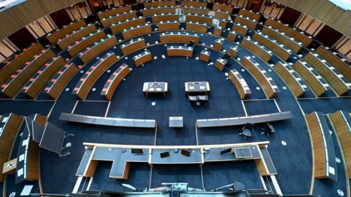 Erste überparteiliche Arbeitsgruppe im Parlament