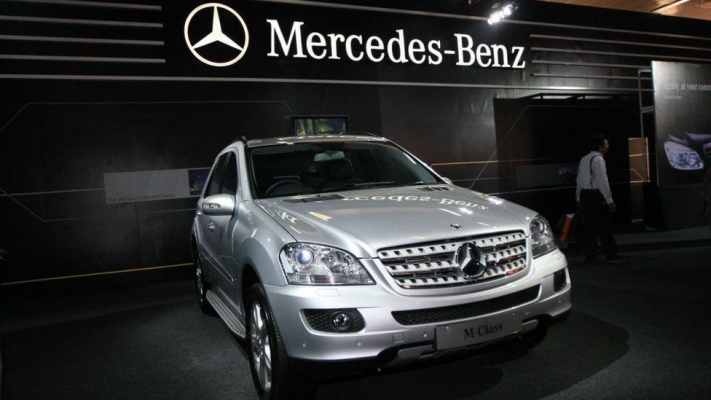 Mercedes-Benz ruft fast 1 Million Fahrzeuge wegen fehlerhafter Bremsen zurück