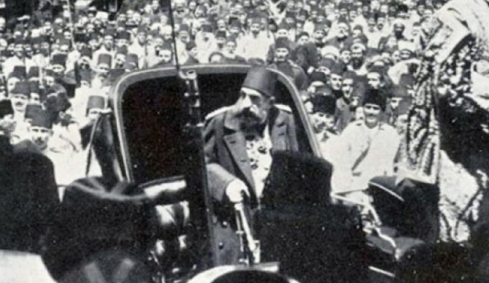 Abdülhamid, hükümetteki en kritik adamlarını gayrimüslimlerden seçerdi