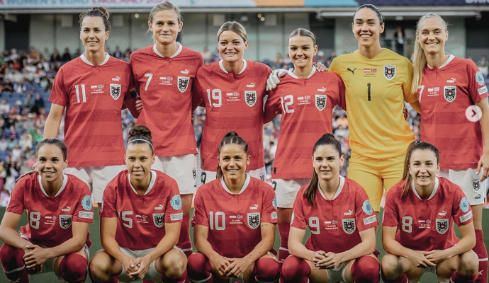 Erkek futbolcular, kadın futbolculardan 50 ila 100 kat daha fazla kazanıyor