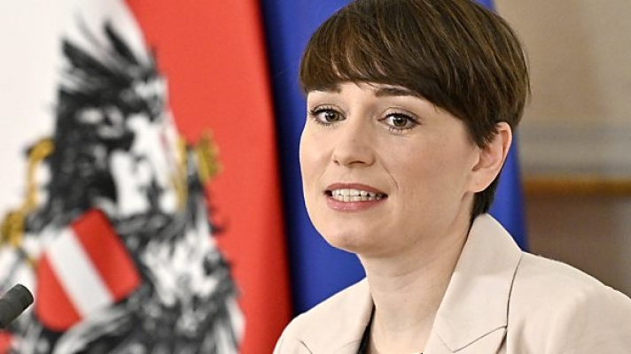 Maurer: SPÖ “Partei des Betons und des Benzins”