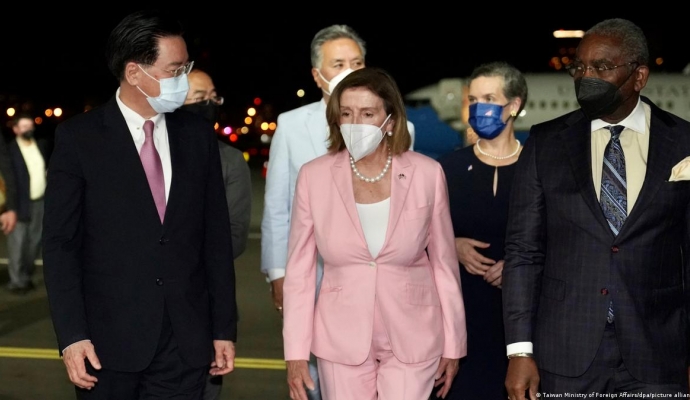ABD-Çin krizi: Pelosi Tayvan’da