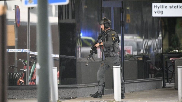Mann stirbt bei Schießerei in Malmöer Einkaufszentrum