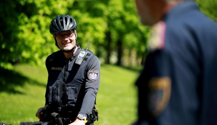 Mehr Polizisten auf Fahrrädern