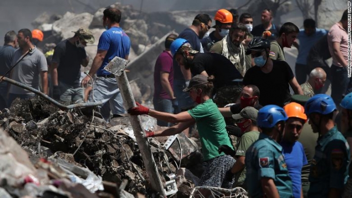 Zahl der Todesopfer bei Explosion in armenischem Lagerhaus steigt auf sechs