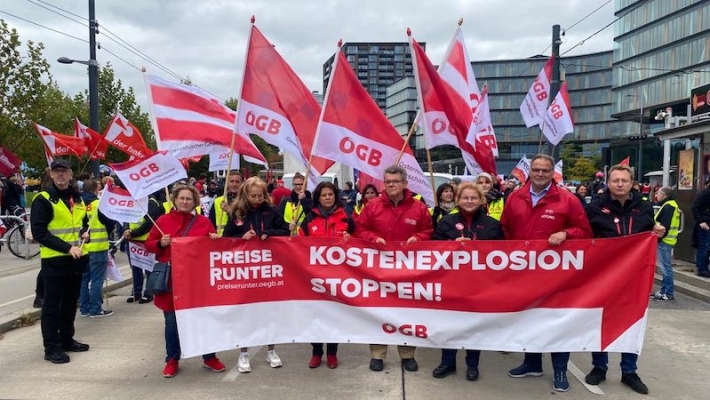 Avusturya genelinde protesto gösterileri