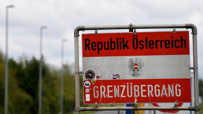 Avusturya-Slovakya sınırında yeniden kontroller artıyor