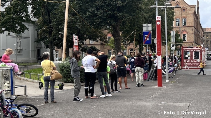 Pazar günü Viyana test merkezlerinde yoğunluk yaşanıyor