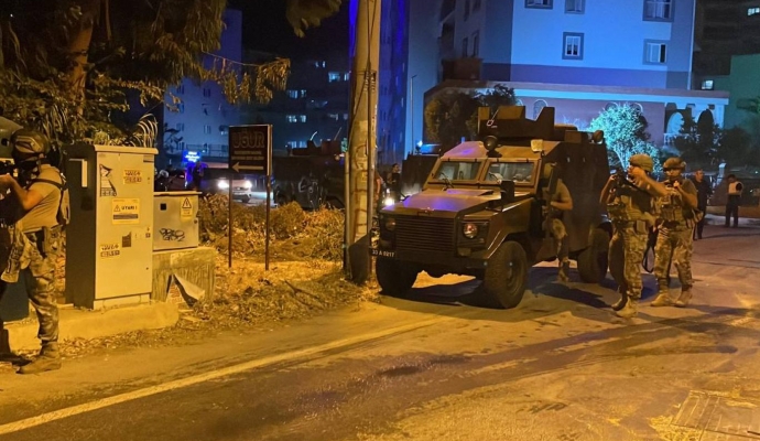 Polisevine silahlı saldırı