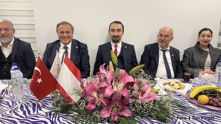 CHP Genel Başkan Yardımcısı Viyana’da hemşehrileriyle bir araya geldi