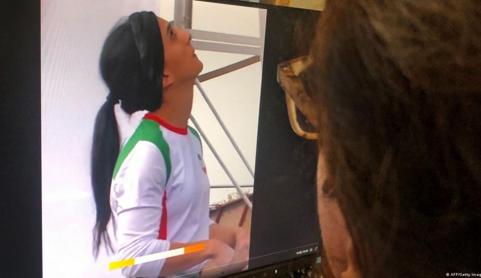 Die iranische Kletterin Elnaz Rekabi ist wieder in Teheran eingetroffen